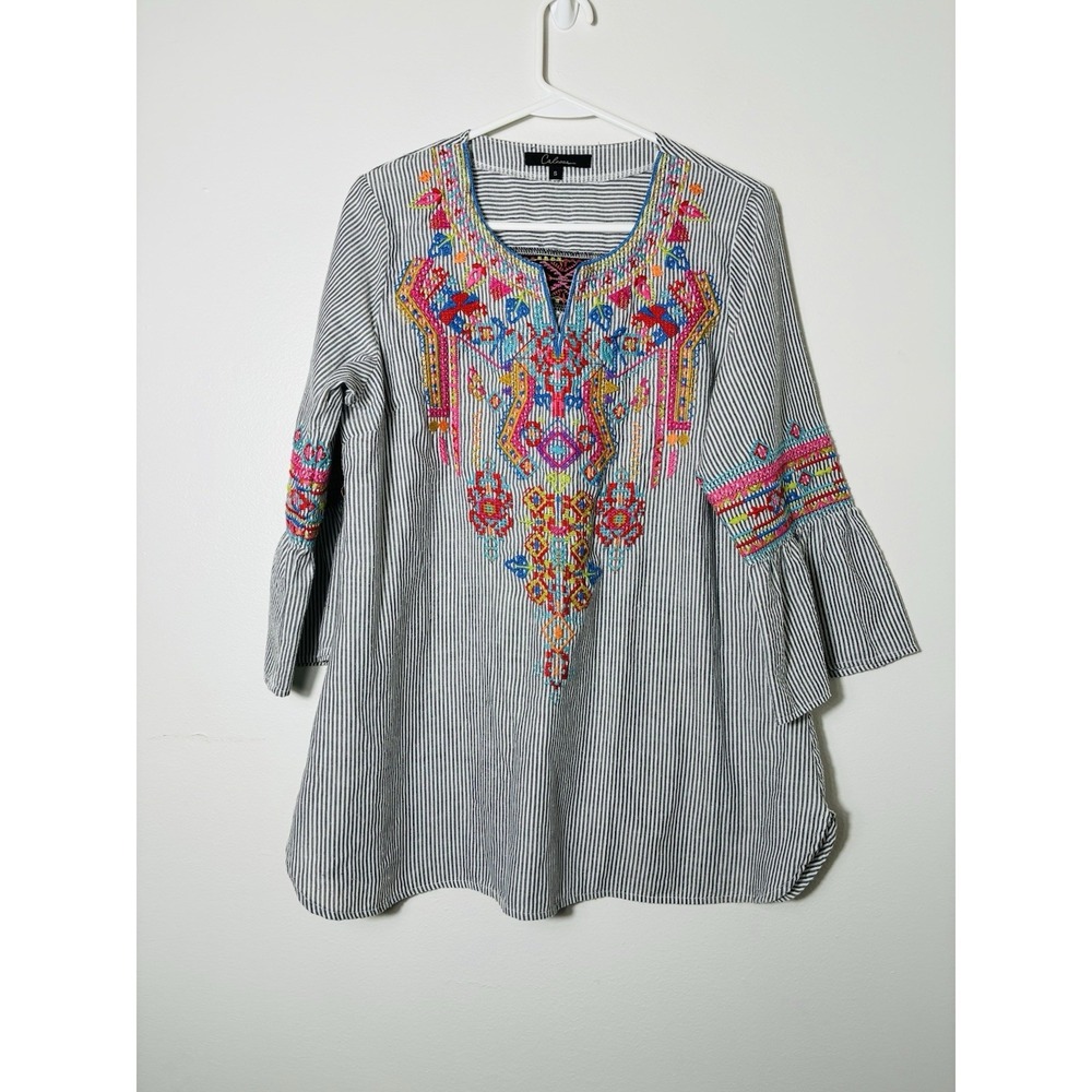 Calessa Embroidered Bell Sleeve Boho Floral Blouse Small Artsy Striped Chambray